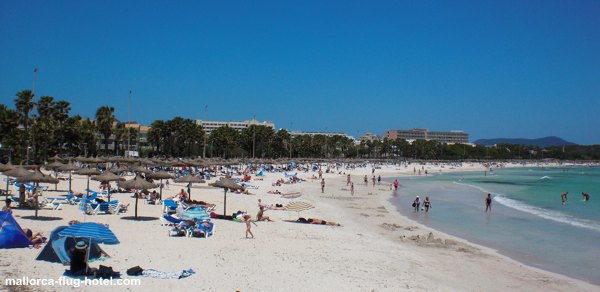 Der Strand von Sa Coma, Mallorca